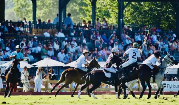 claudia-photo-polo-2025