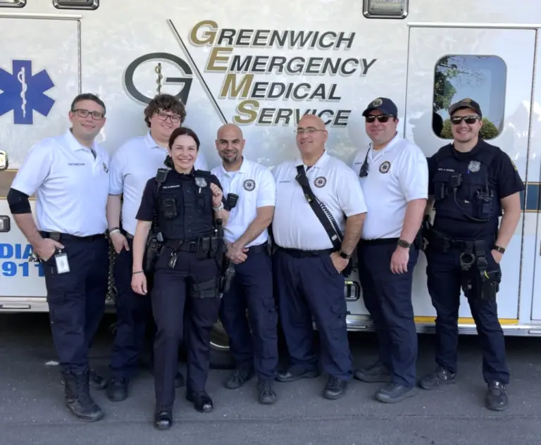 greenwich-police-recognize-ems-service