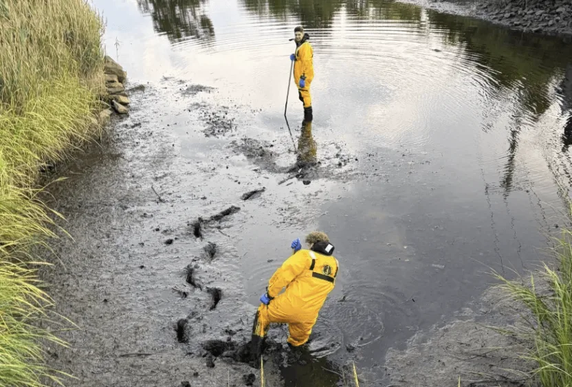 Volunteers Train Clean Mill Pond FI Photo credit: Sound Beach Volunteer Fire Company