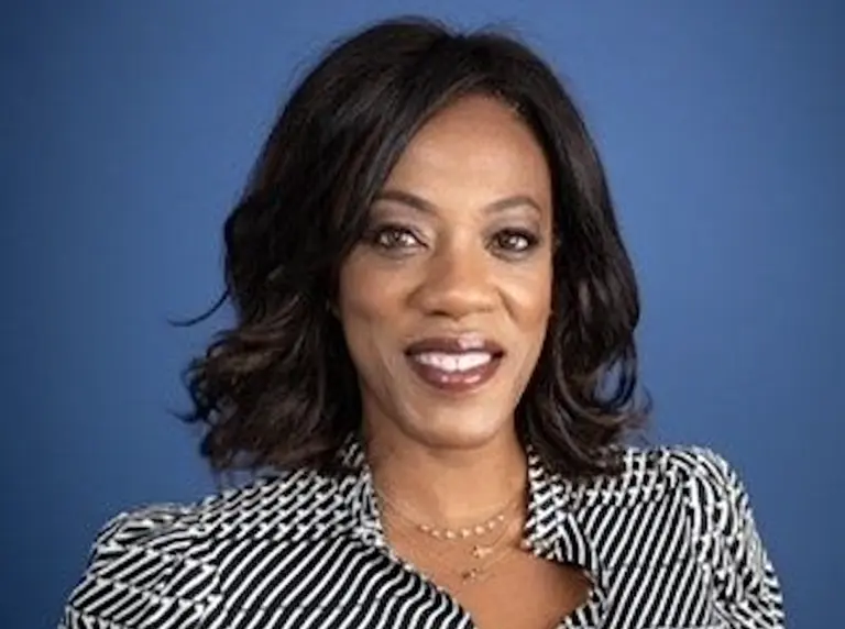 angela-chambers-fi