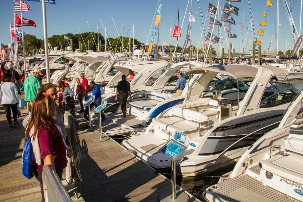 discover-boating-norwalk-boat-show