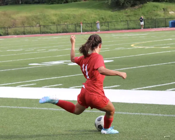 girls-soccer-opens-season
