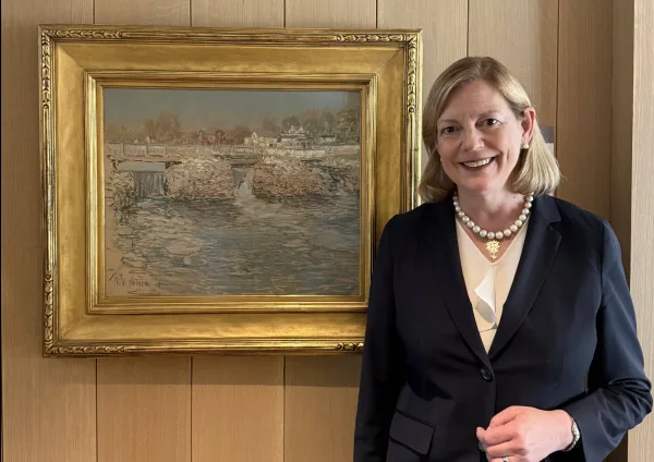 carol-cadou-with-childe-hassams-tidal-dam-and-bridge-cos-cob