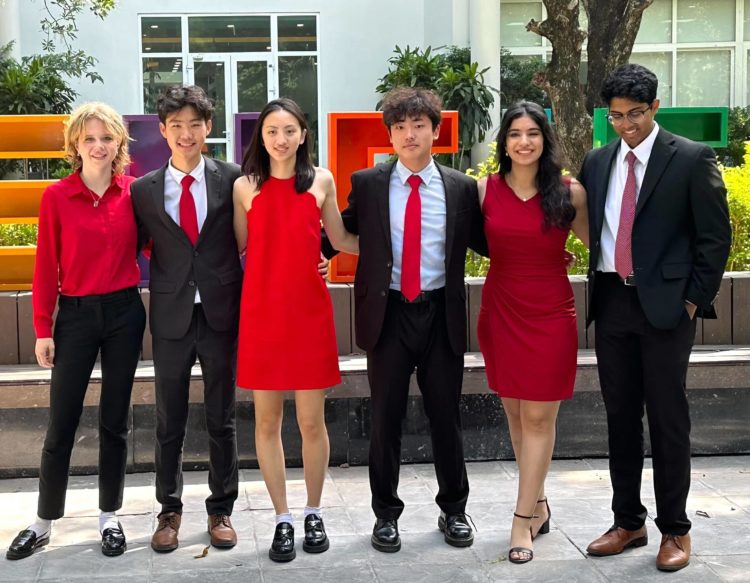 USA Advances to the Final Round at the World Schools Debating