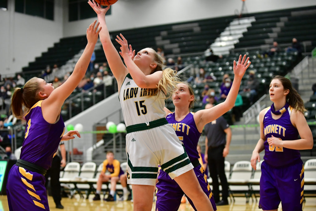 monett-vs-catholic-gbb_052