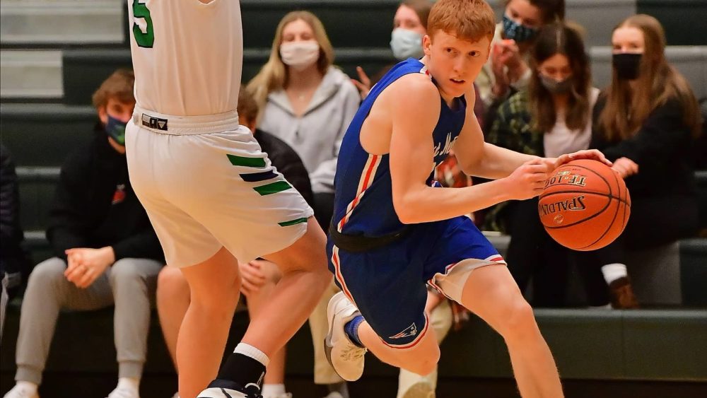 eastnewton-vs-catholic_018-2