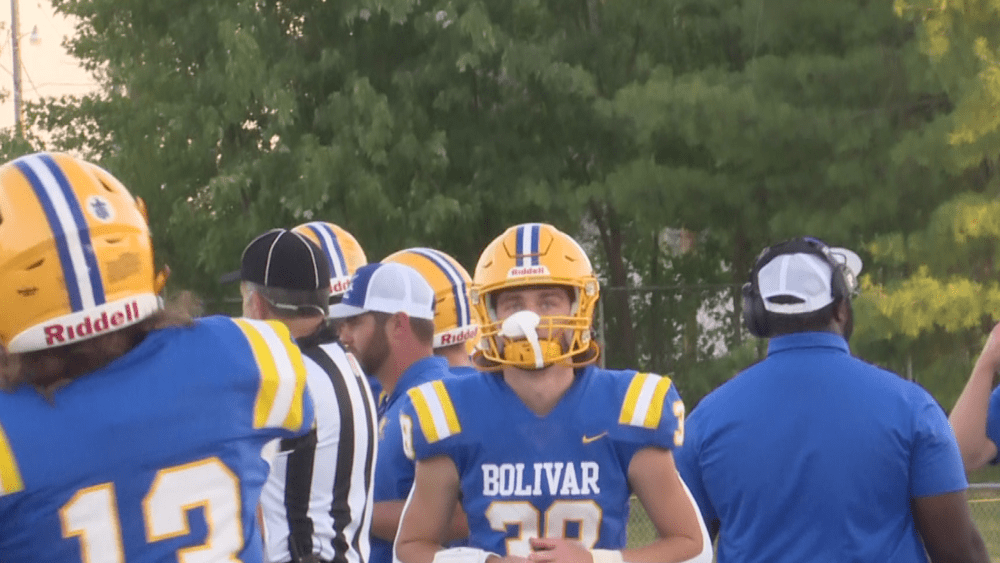 t_dc649be491ea4ad585a370719004e1f3_name_bolivar_footballpic