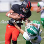 A74I8883-Edit: HSFB, Thayer Bobcats, Houston Tigers, Houston High School, Houston MO, Ozone, Ozark Sports Zone, September 24 2022, SCA