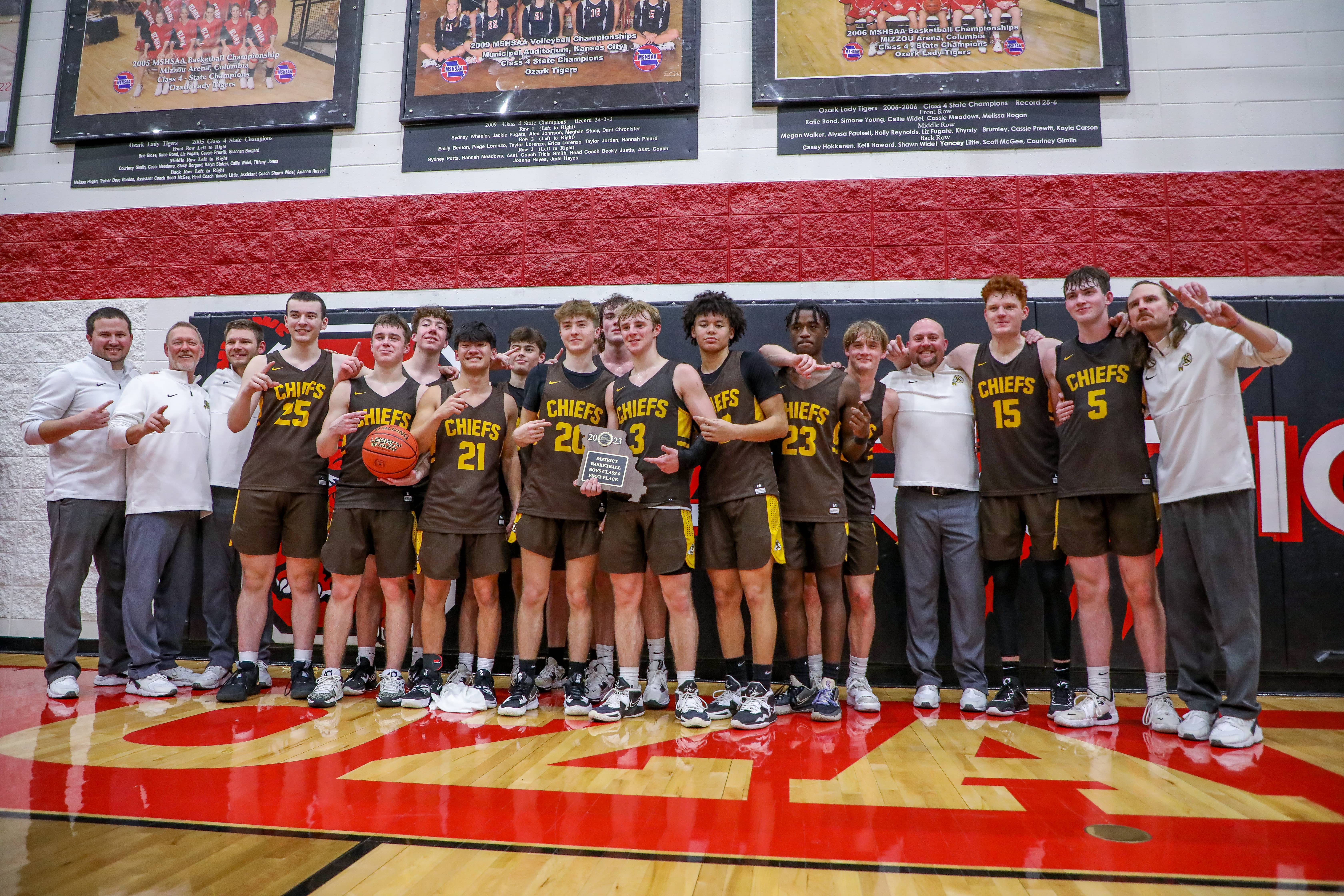 Kickapoo holds off Nixa for upset win in Class 6 District 5 title game Ozarks Sports Zone