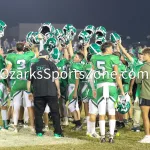 KellySteed_HSFBThayerVsHouston-91: Thayer Bobcats battle the Houston Tigers in SCA Conference play, Friday, September 22, 2023 at Louis Bozeman Field on the campus of Thayer High School