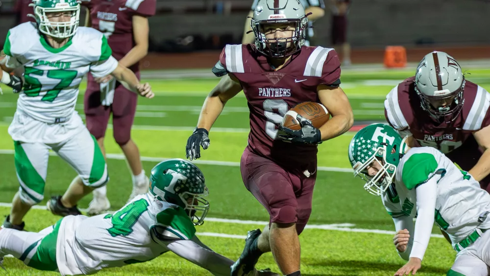 kellysteed_hsfb-grovevsthayer-72