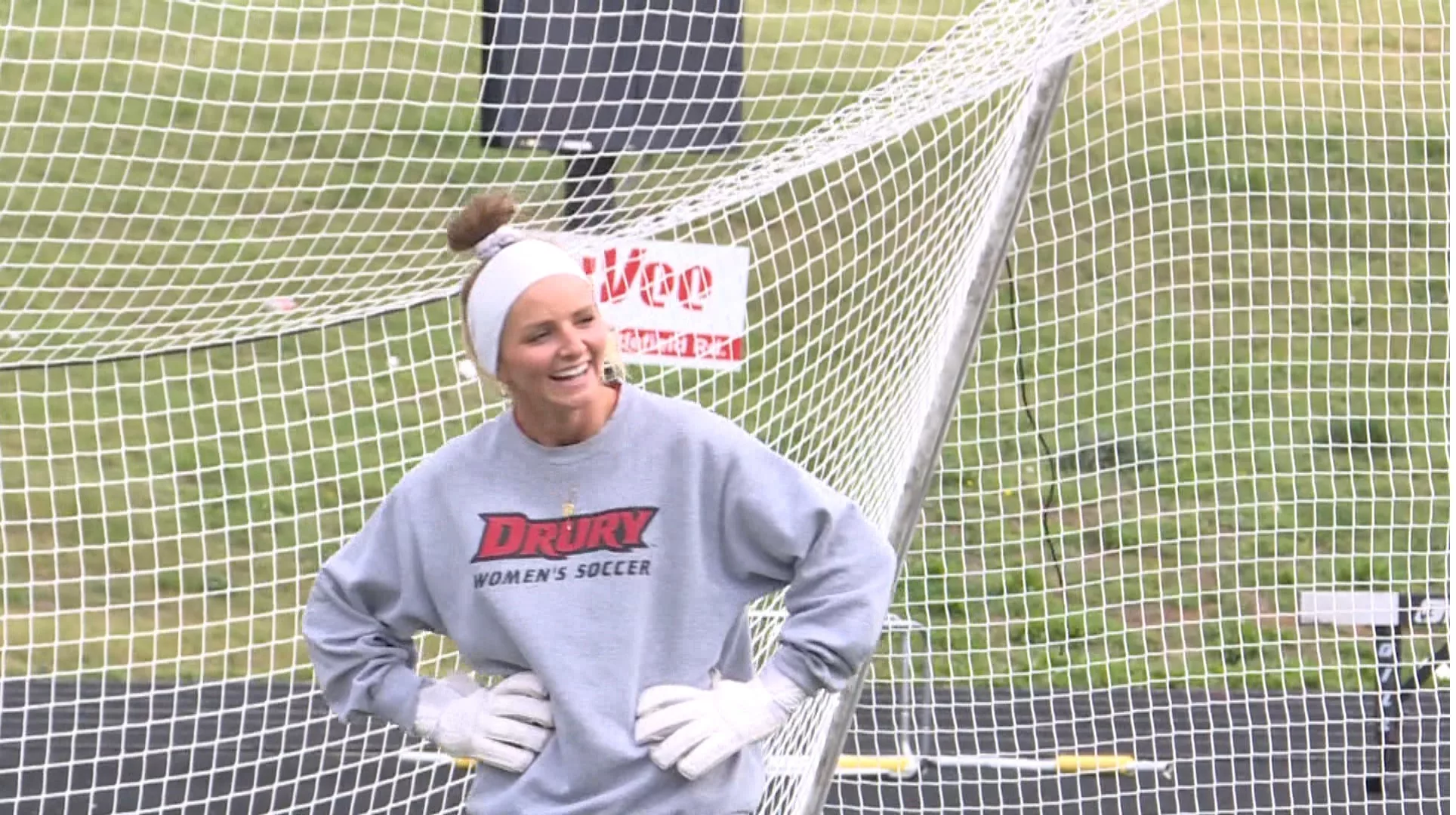 drury-goalie