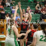 KellySteed_HSGBThayerVsHouston-80: The Thayer Lady Bobcats battle the Houston Lady Tigers in SCA Conference action at Thayer High School, Thursday, Jan 11, 2024