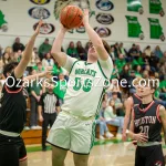 KellySteed_HSBBThayerVsHouston-72: The Thayer Bobcats battle the Houston Tigers on Friday, February 2, 2024 at Thayer High School