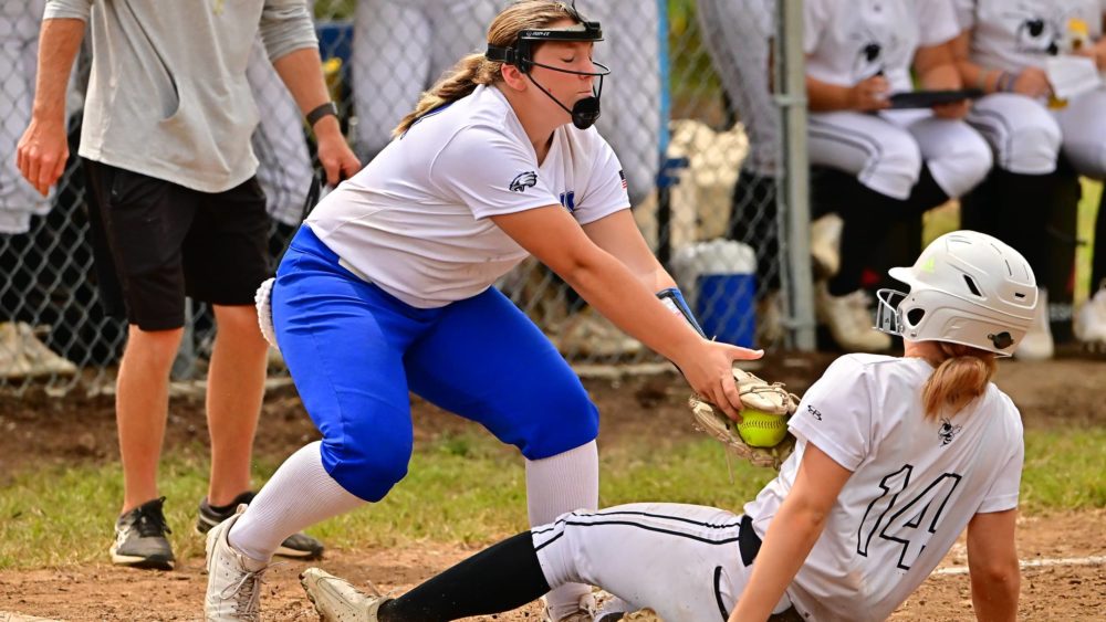 08-31_donjones_softball__588