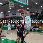 b35i0565-enhanced-nr: The Thayer Bobcats took on the Gainesville Bulldogs on Tuesday, Jan 7, 2024, at Thayer High School