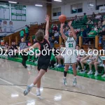 b35i0573-enhanced-nr: The Thayer Bobcats took on the Gainesville Bulldogs on Tuesday, Jan 7, 2024, at Thayer High School