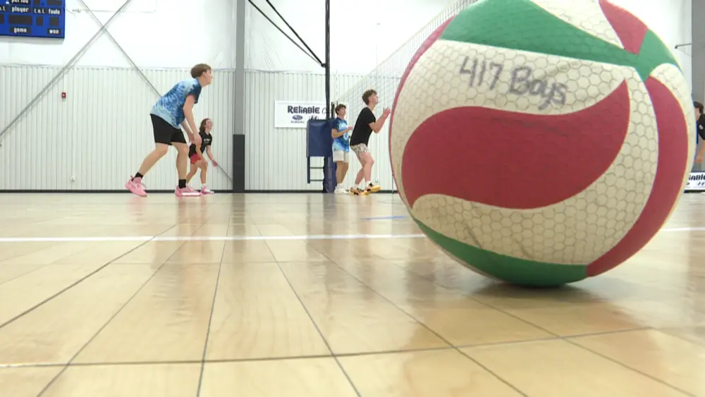 417-boys-vb-photo