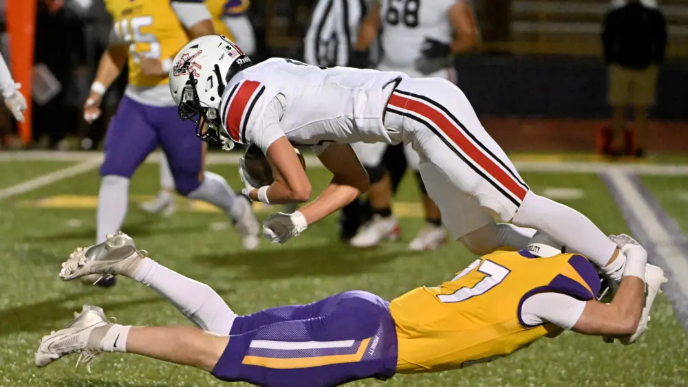 chadhayworth-mc-mon-fb-103125-017