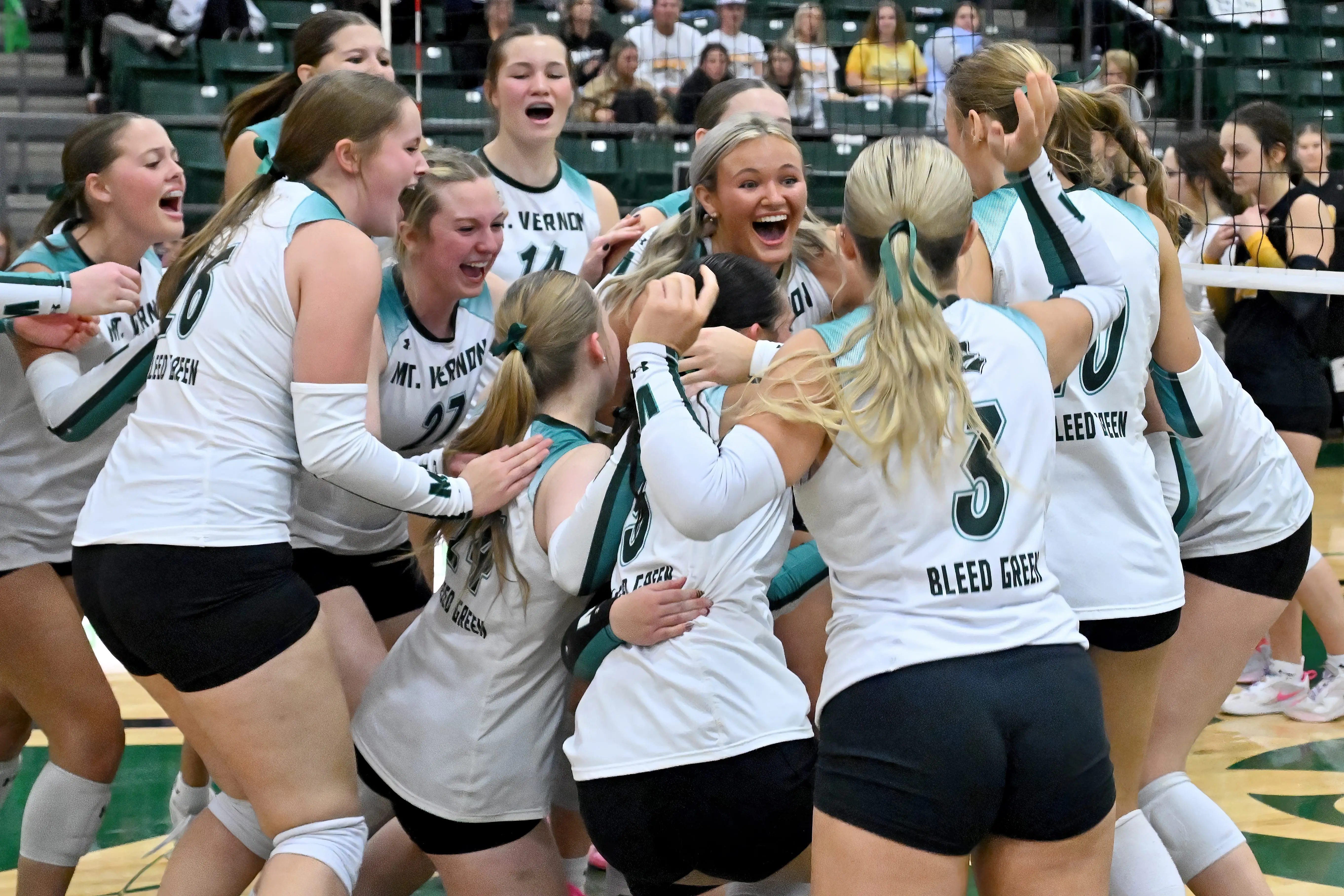 chadhayworth-mtv-sul-vb-110125-078-2