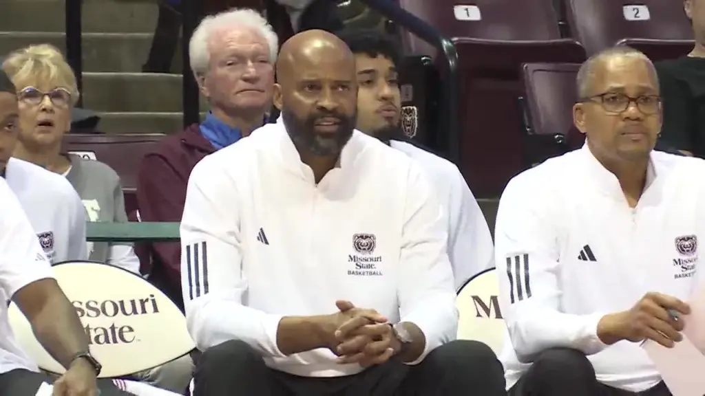 t_bb61309e8abb40858a41e0441e8e9773_name_file_1280x720_2000_v3_1_