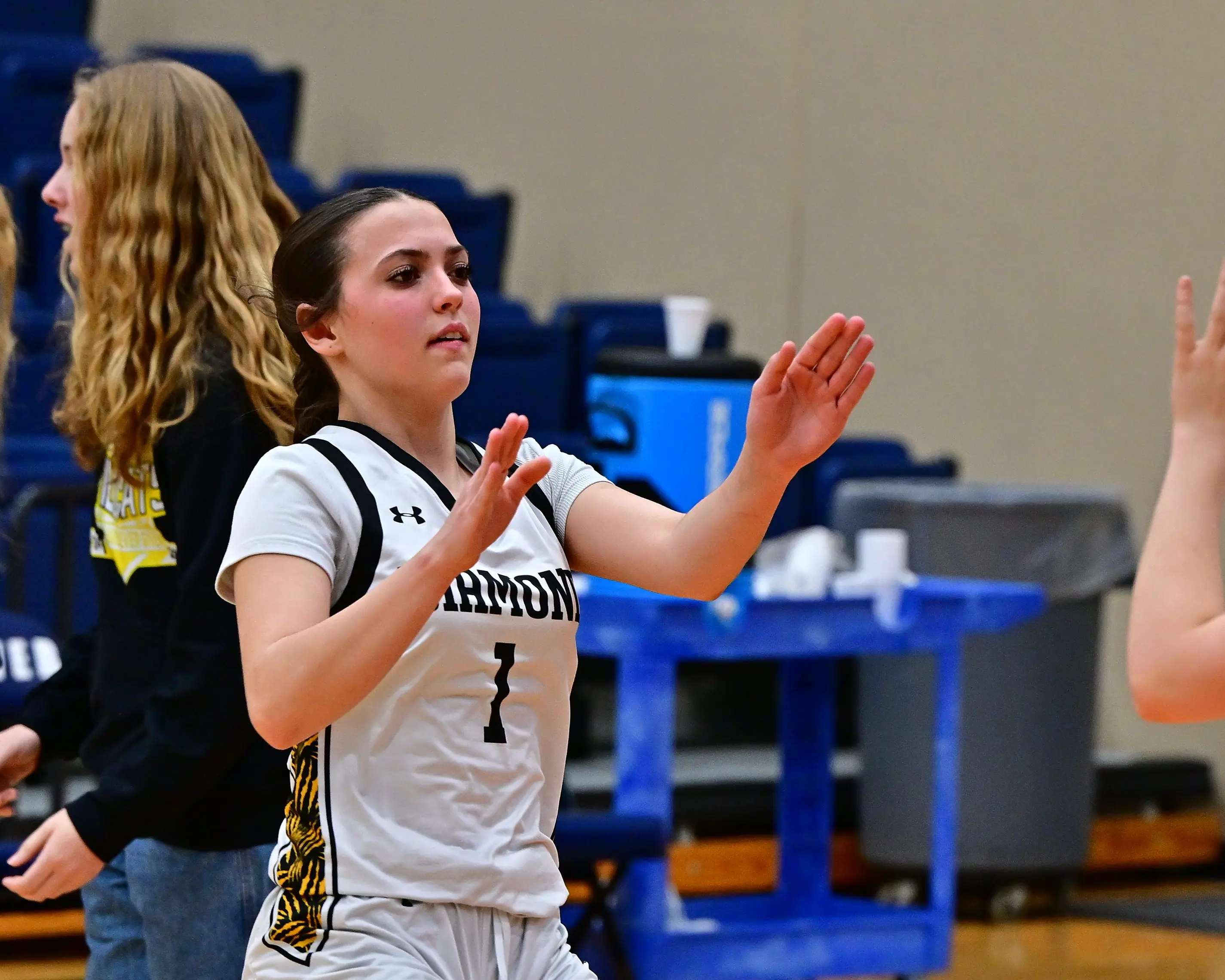 02-25_donjones_187-2