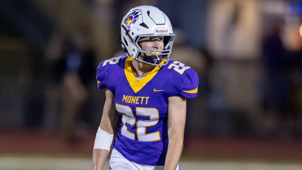 receiving-nestleroad-monett