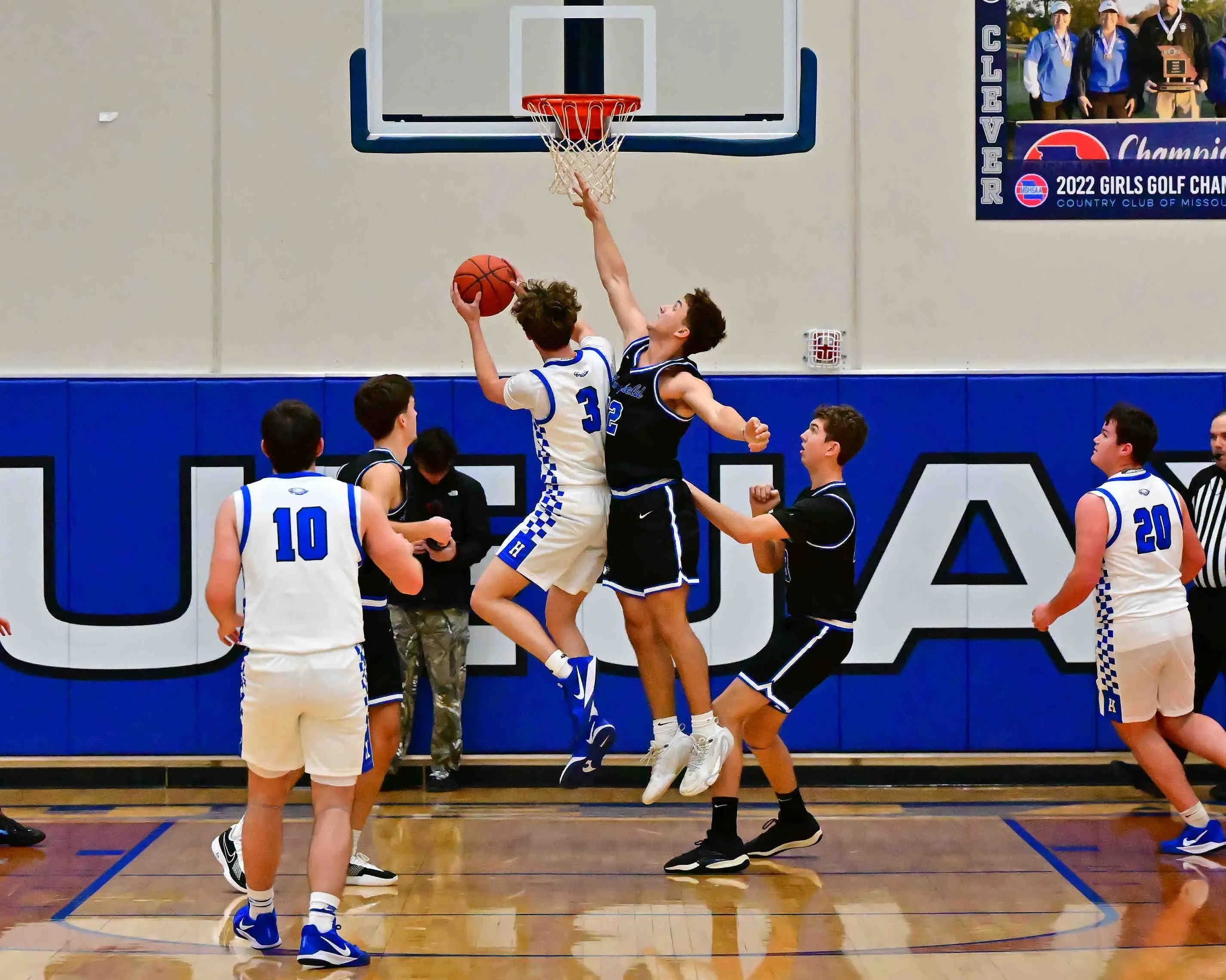 12-06_donjones_217-2