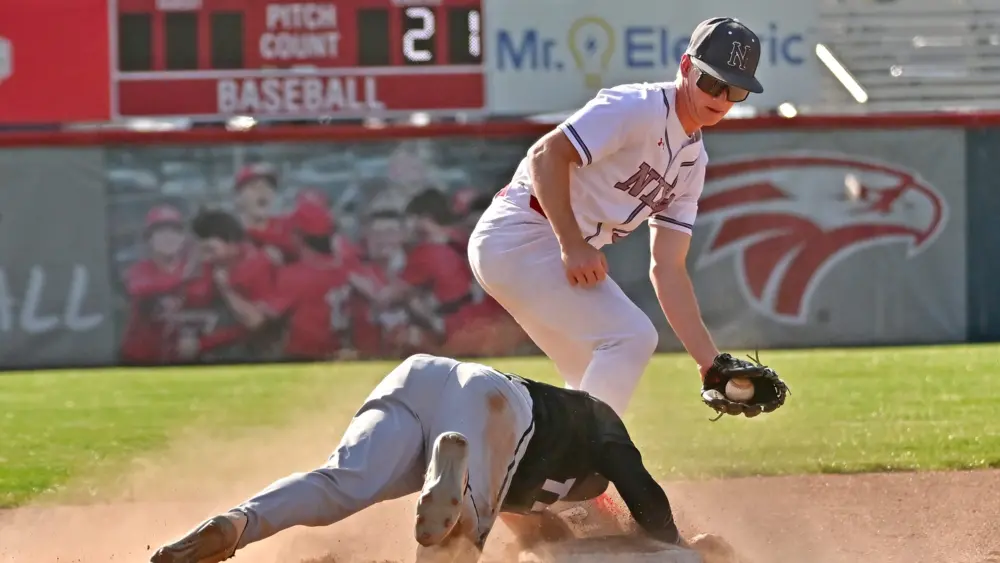 04-07_donjones_020-2