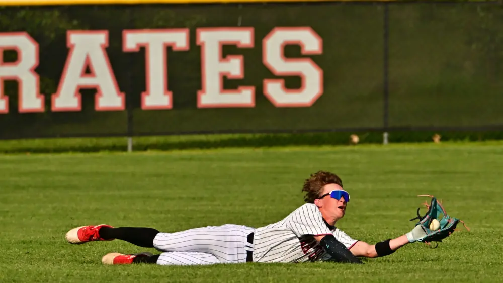 04-21_donjones_106-2