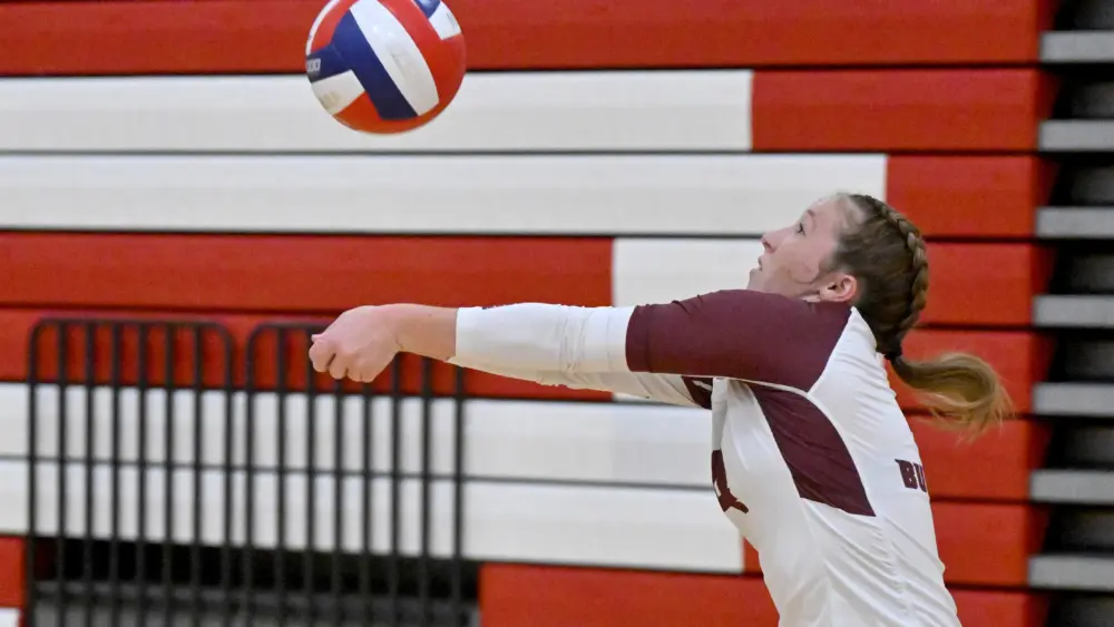 chadhayworth-sw-vb-tourney-100326-133