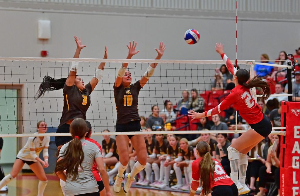 Pictures: Nixa 3, Kickapoo 2