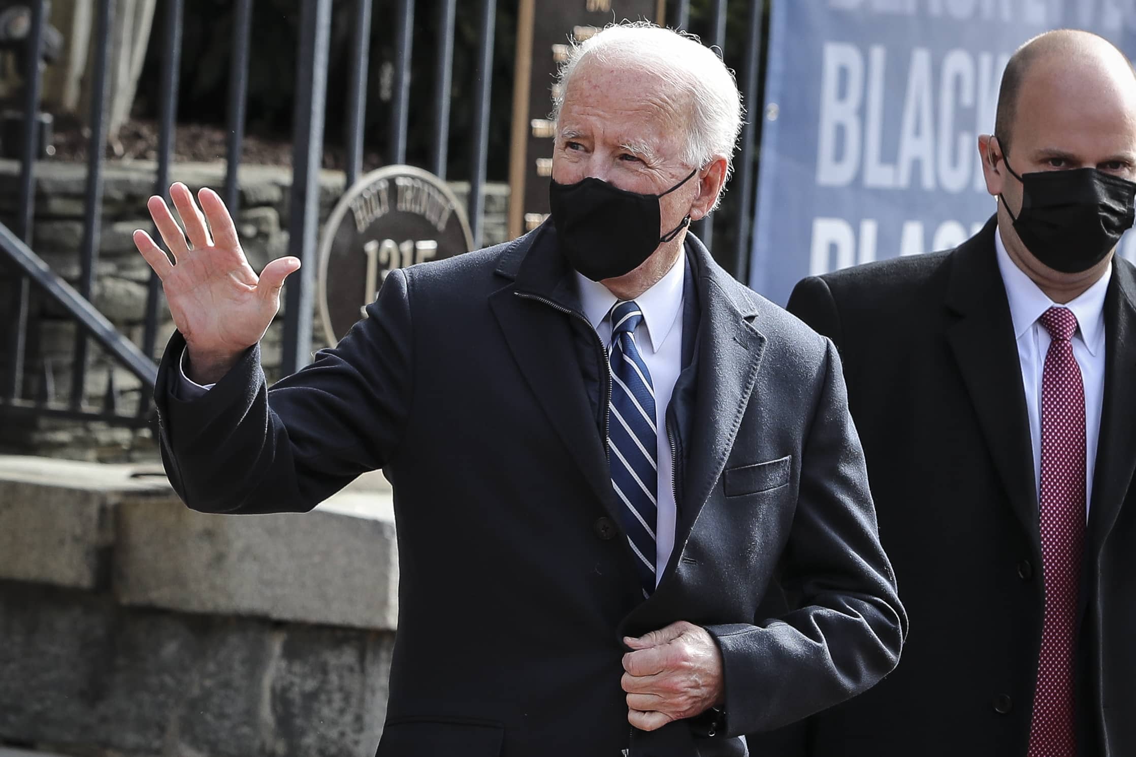 biden-attends-mass-at-dc-church