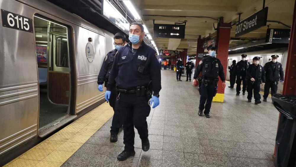 virus-outbreak-new-york-subways