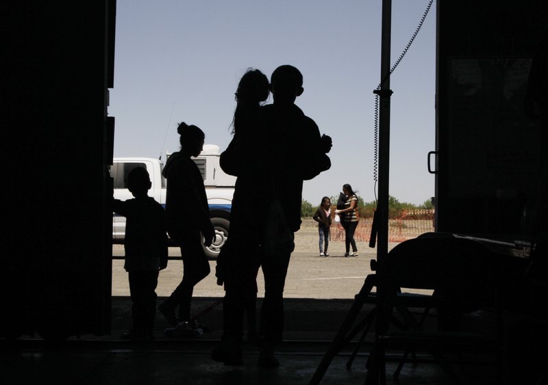 migrant-texas-facility