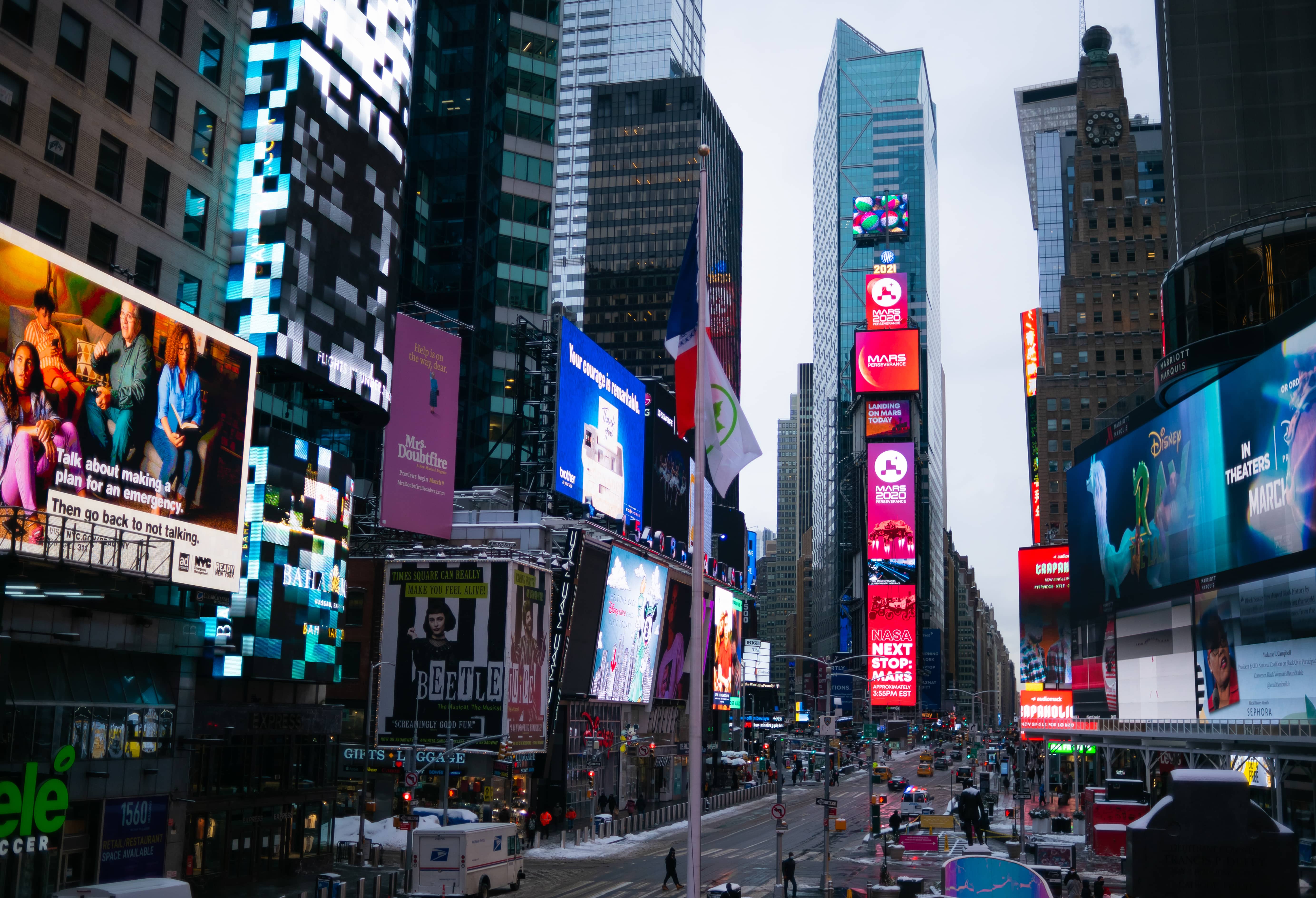 nasa-mars-perseverance-live-at-one-times-square