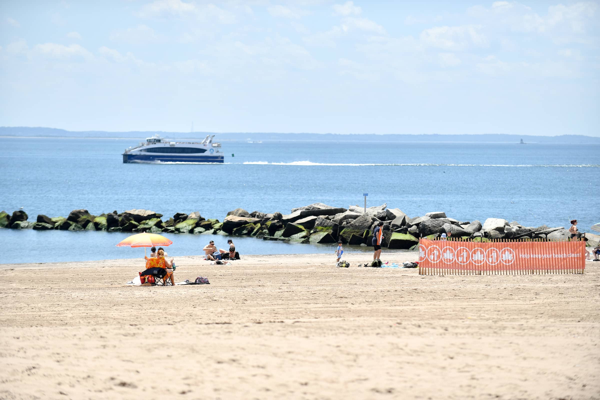 da5_0196_052721_coney-island