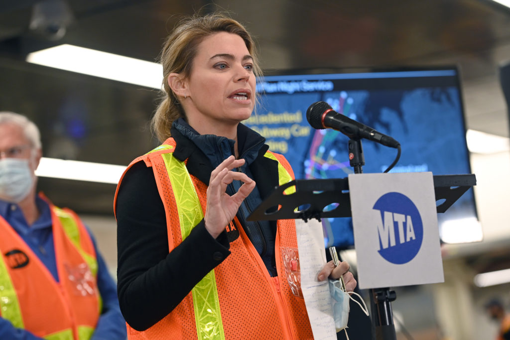 ny-nyc-shuts-down-subways-for-covid-19-cleaning