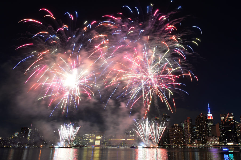 ny-macys-4th-of-july-nyc-fireworks-spread-out-over-six-nights