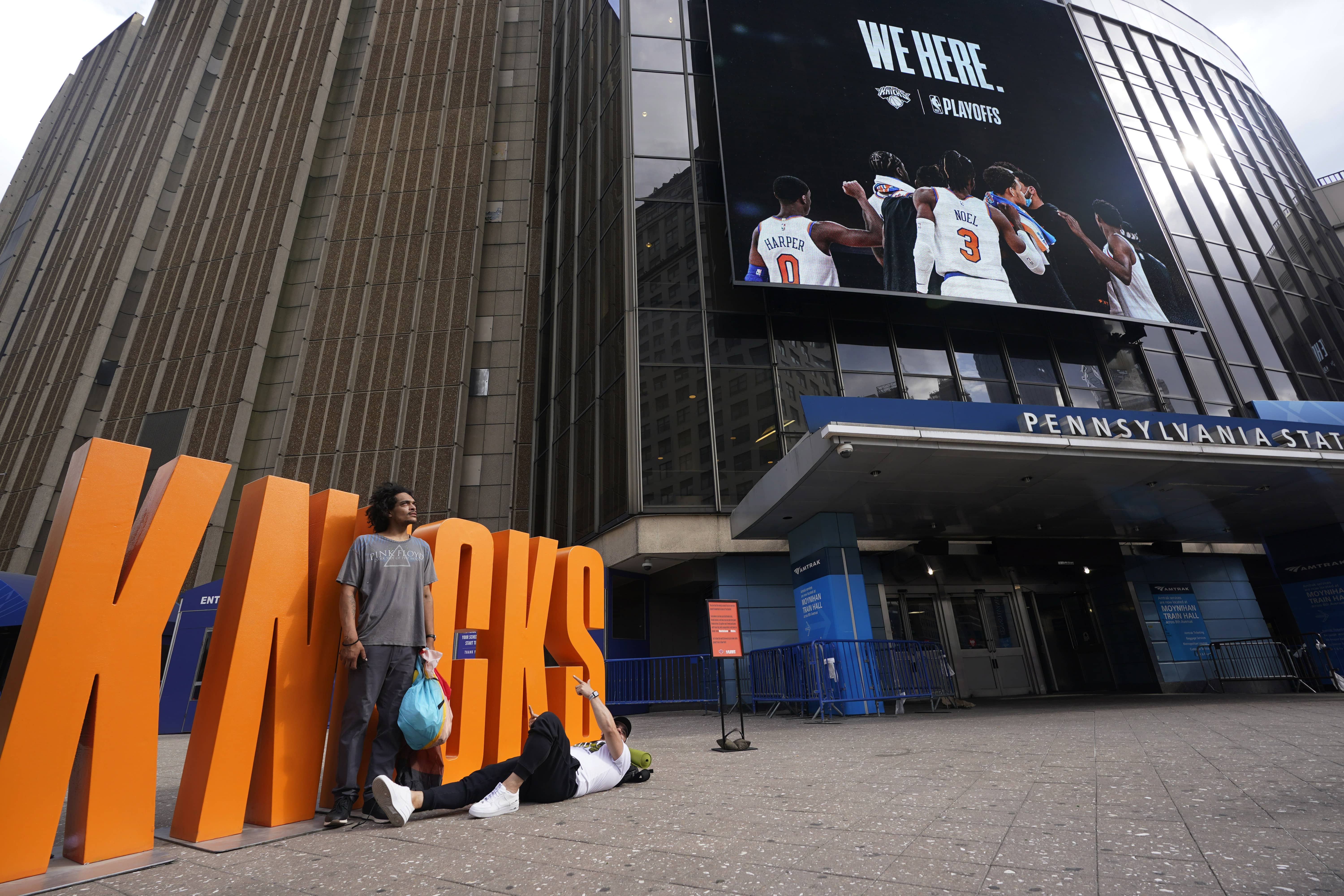 nba-playoffs-atlanta-hawks-at-new-york-knicks-3