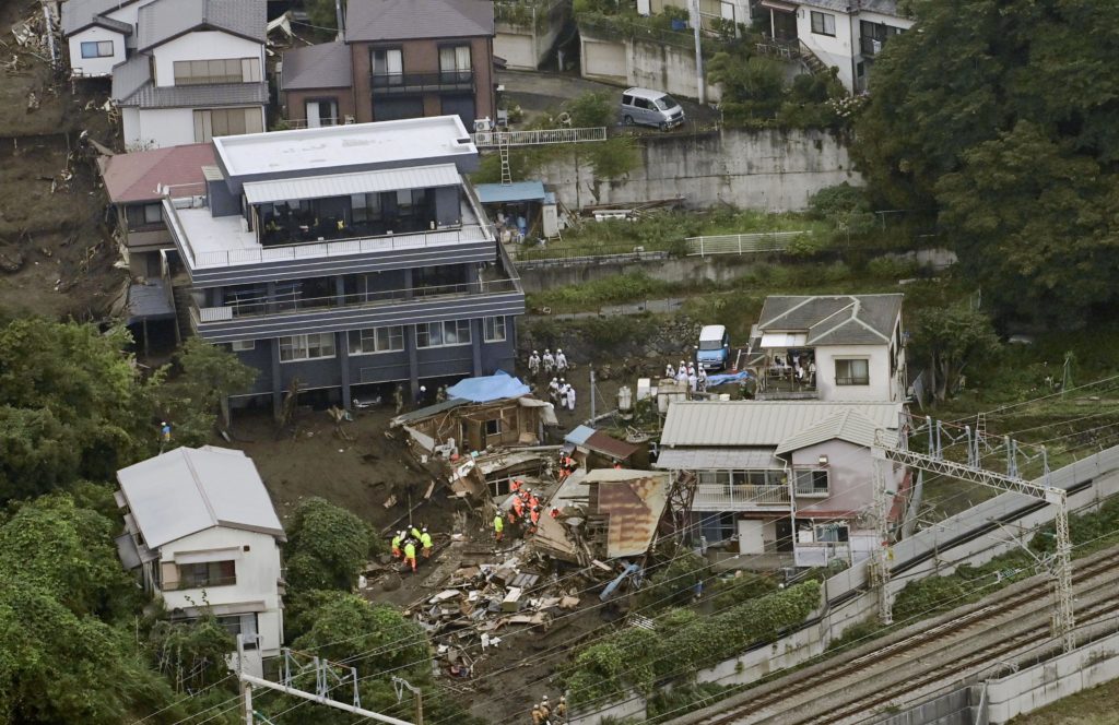 japan-large-mudslide-southwest-of-tokyo