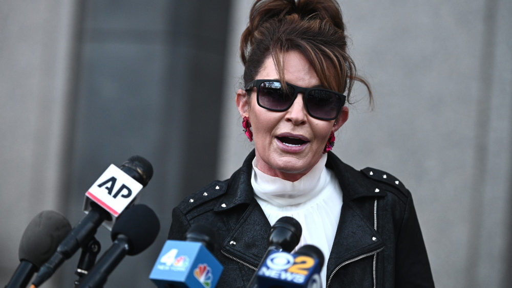 ny-sarah-palin-leaves-court-in-new-york-times-lawsuit