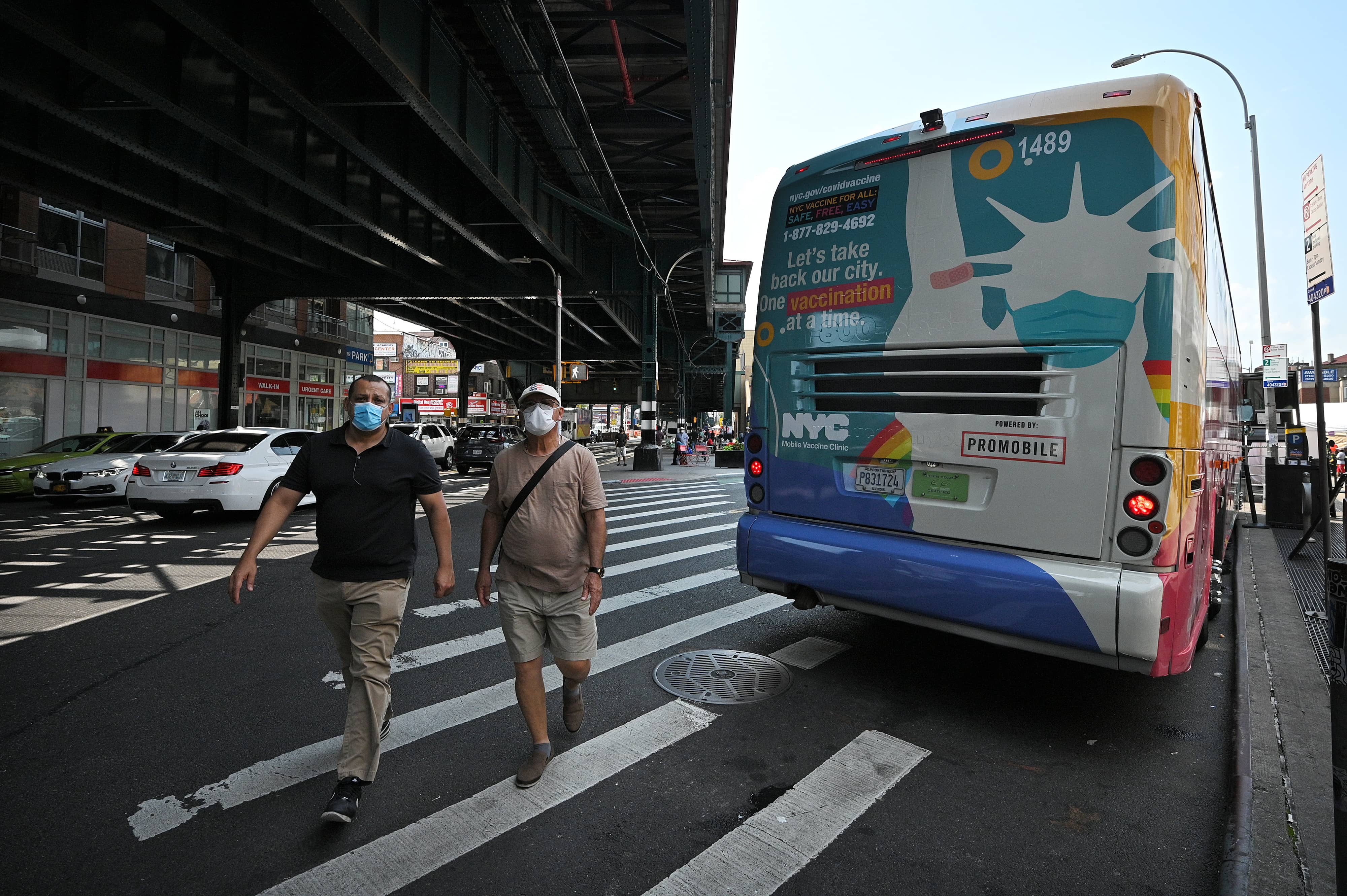 ny-covid-19-vaccine-bus-in-nyc