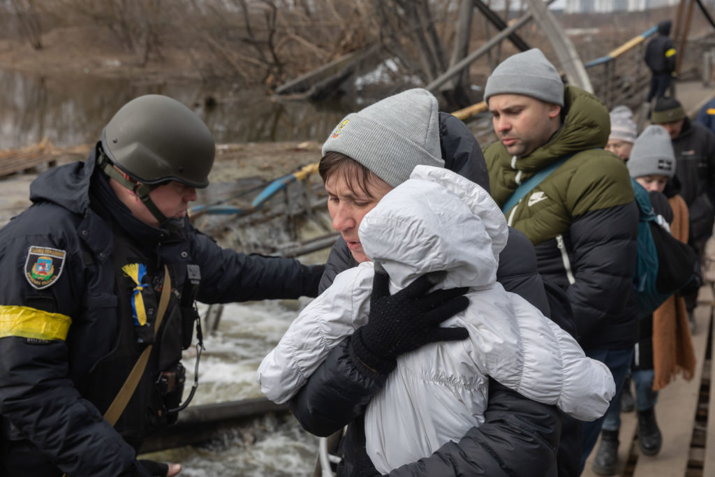 evacuation-of-residents-in-irpin-ukraine-09-mar-2022