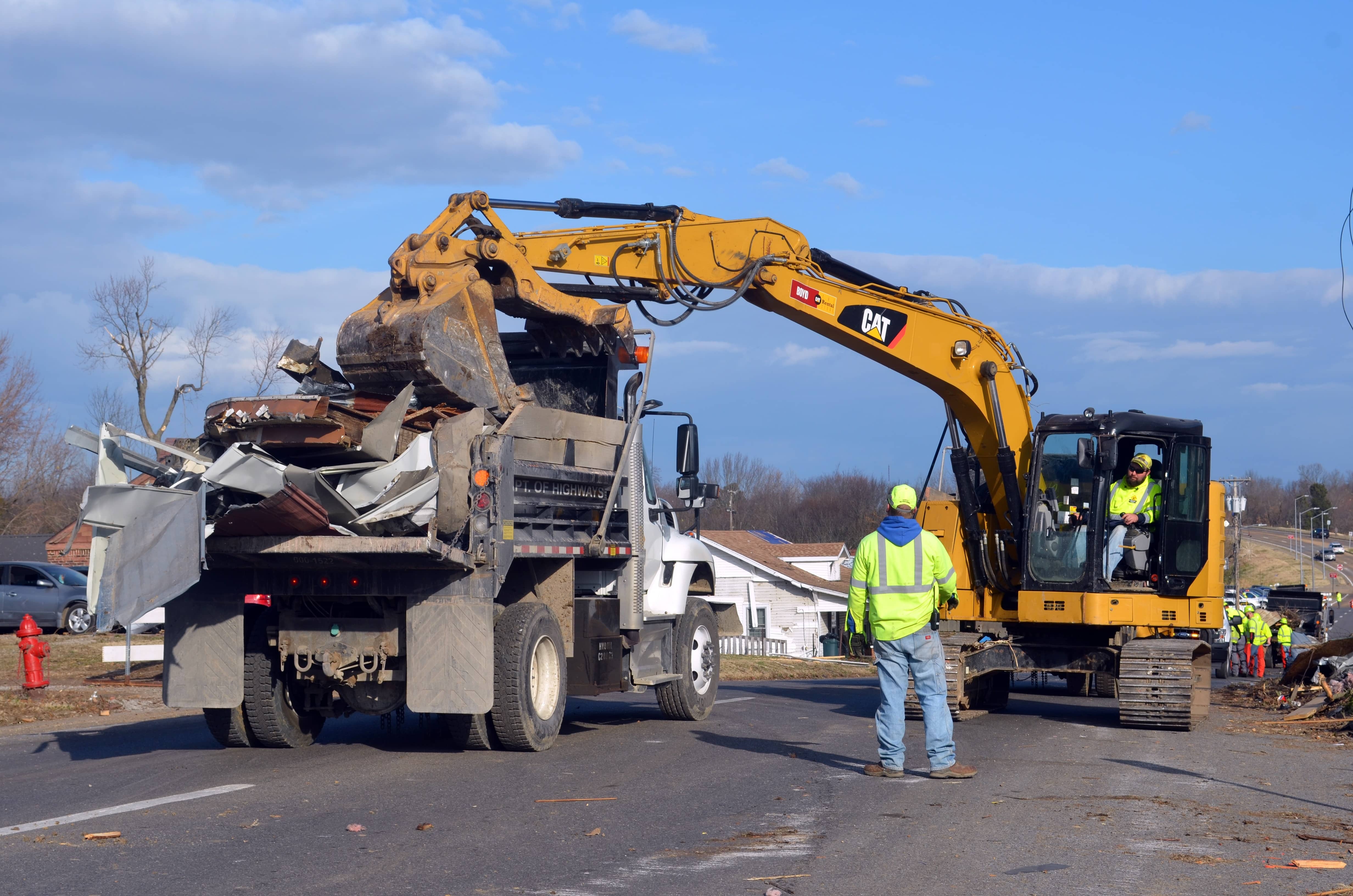 the-search-continues-for-the-more-than-100-people-missing-due-to-tornadoes-in-the-us