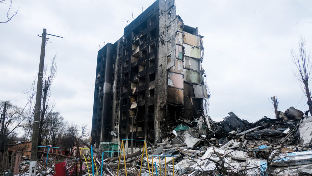 destruction-in-bolodnyaska-in-kyiv-ukraine-5-apr-2022