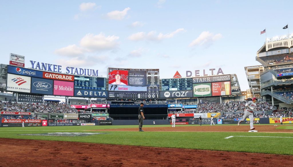 united-states-baseball-angels-vs-yankees-2