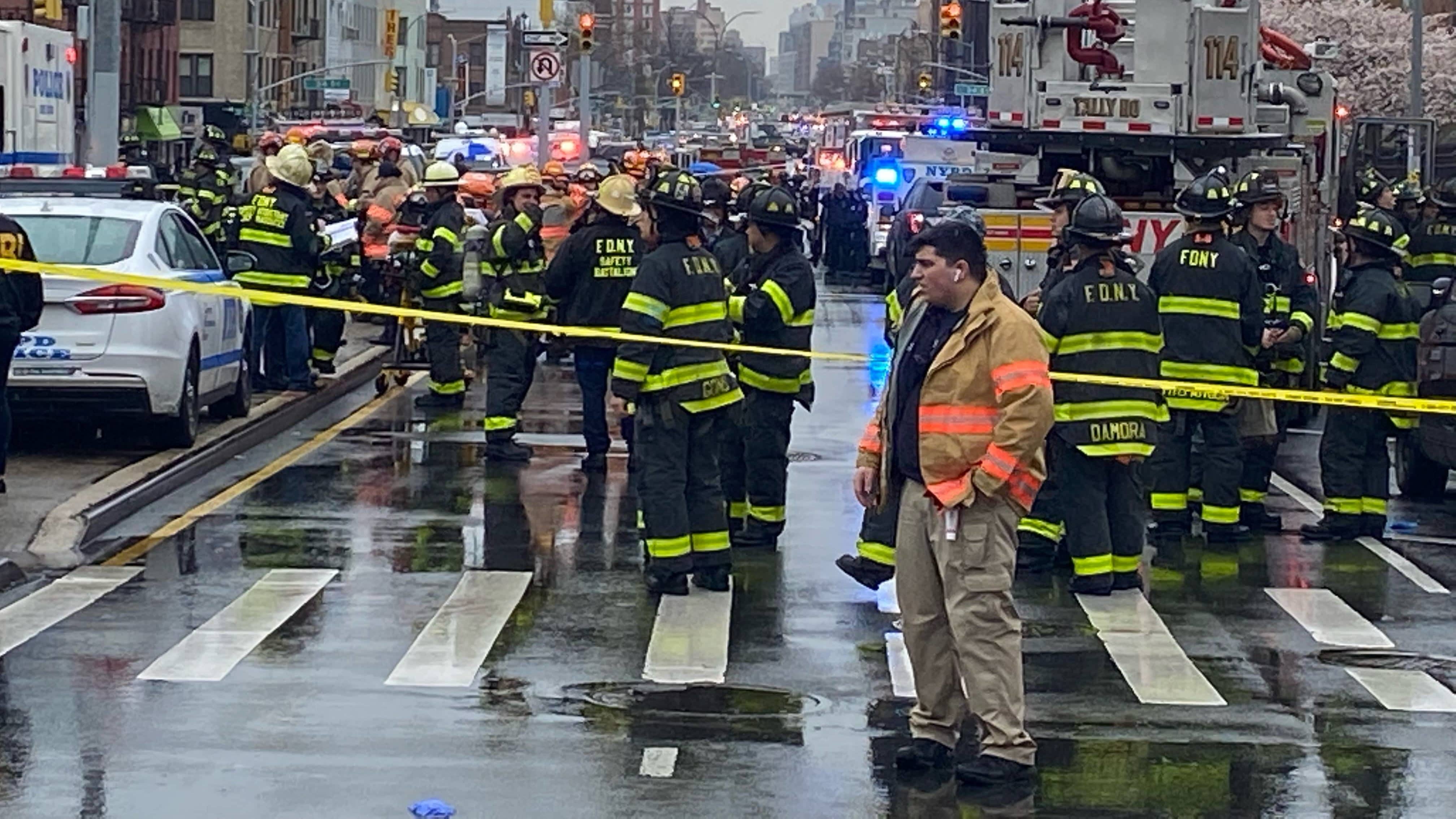 Gunman Opens Fire On Brooklyn Subway; At Least 10 Shot | 77 WABC