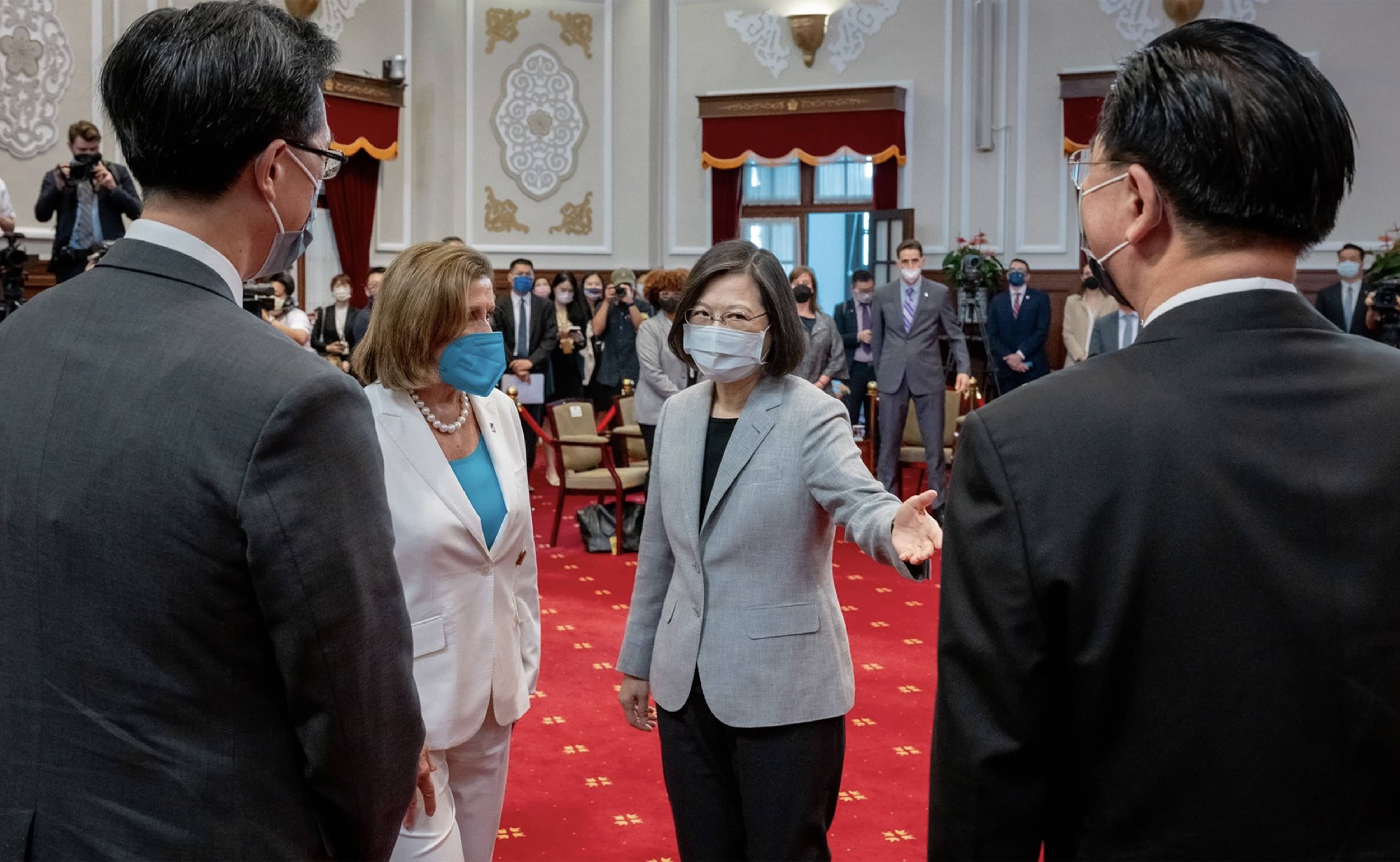 speaker-of-the-house-nancy-pelosi-in-taiwan