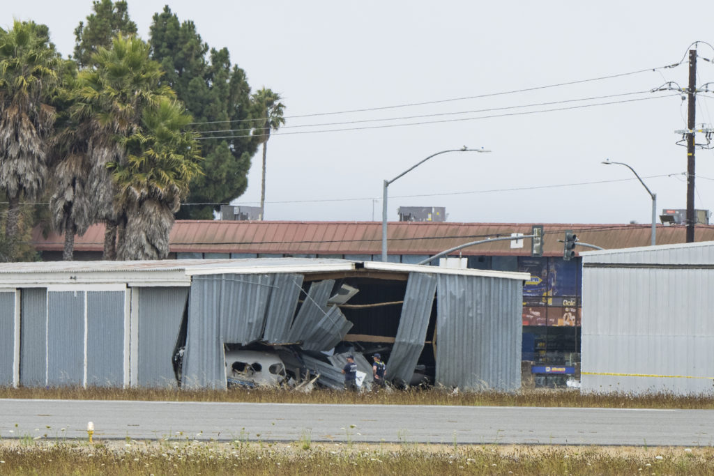 small-planes-collide-california